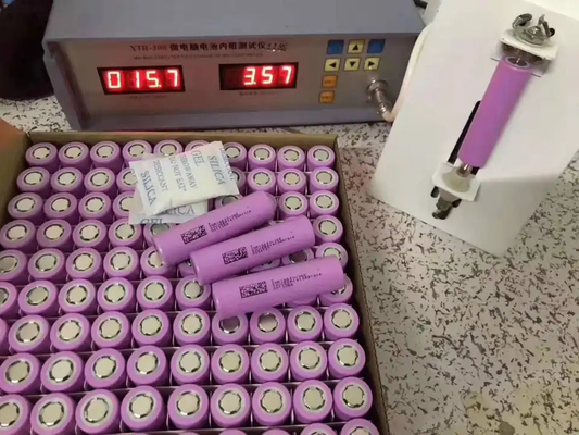 INR18650-26E 2600mAh 3C 1000 จังหวะ 3.65V แบตเตอรี่ลิตยูมไอออน 18650