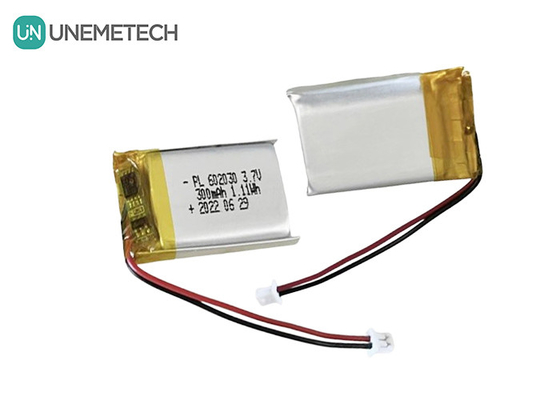 3.7V 300mAh แบตเตอรี่พอลิเมอร์ลิตยูมไอออนเพรสติกที่สามารถชาร์จได้ 602030 สําหรับ GPS Tracker