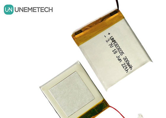 300mAh แบตเตอรี่พอลิเมอร์ลิตยูม 303035 ความดันเฉพาะ 3.7 V แบตเตอรี่ Lipo MSDS ได้รับการอนุมัติ